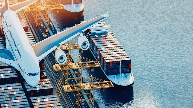 How Cargo Shipping Apps Simplify International Logistics