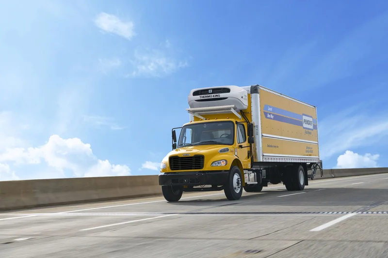 Get Reliable Large Truck Rentals for Your Nationwide Cargo Delivery Needs