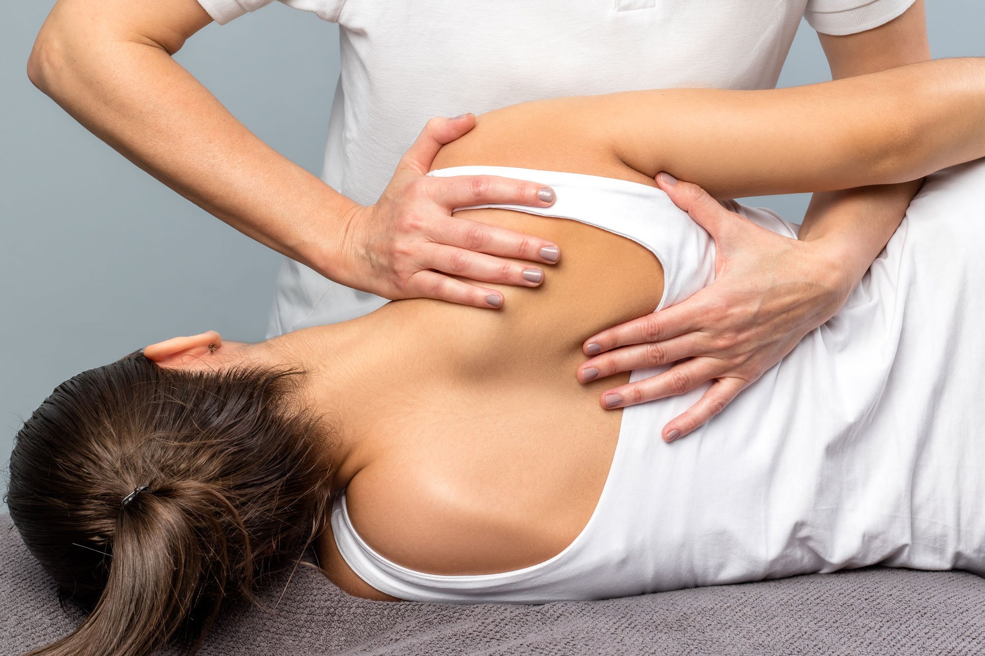 The Function of Chiropractic Adjustments in Minimizing Shoulder and Neck Pain