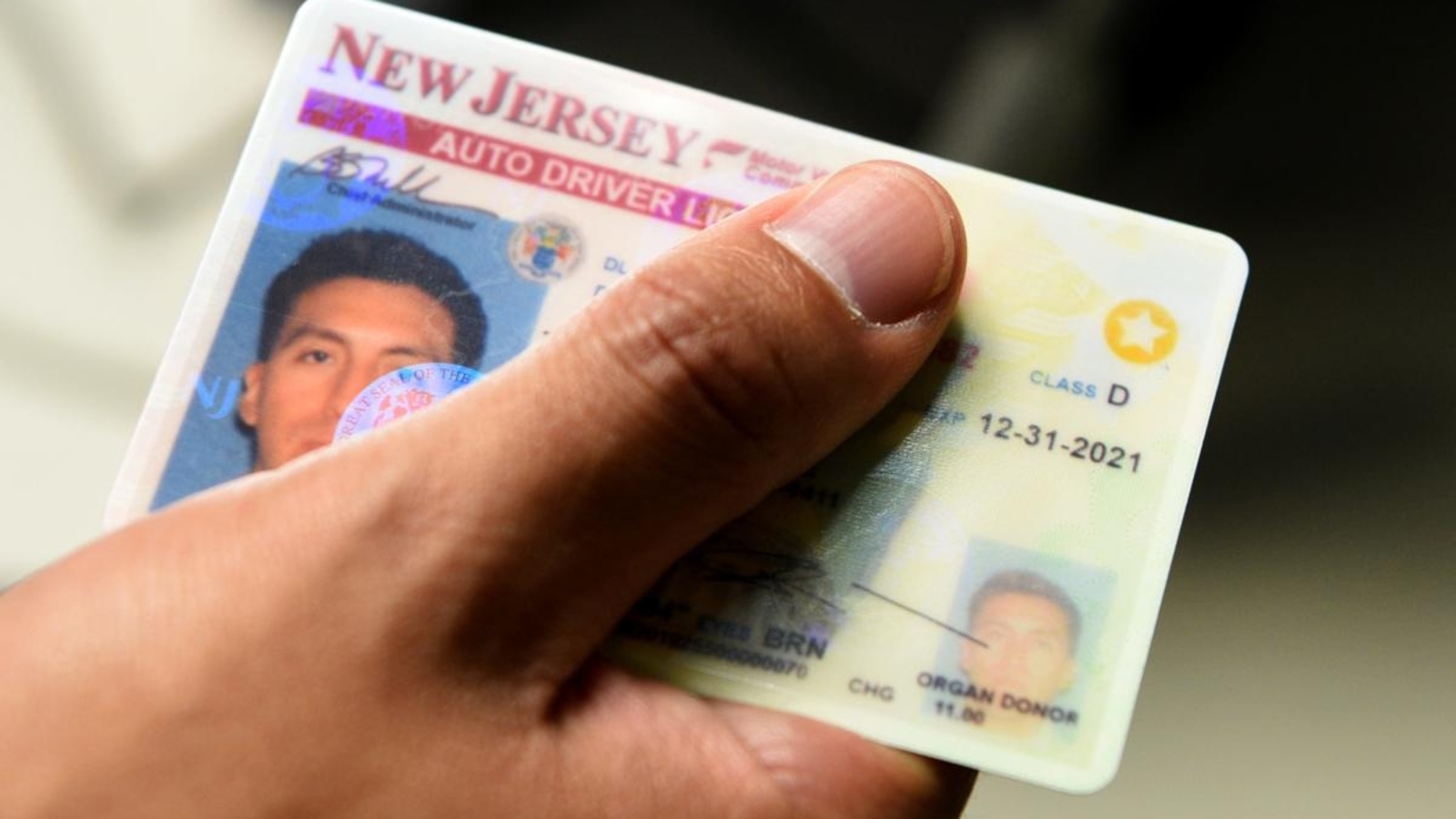 EU Driver's License Extension: Deadlines, Requirements, and Tips